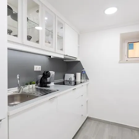 Cozy Bohemian Flat - Mint Апартаменты *